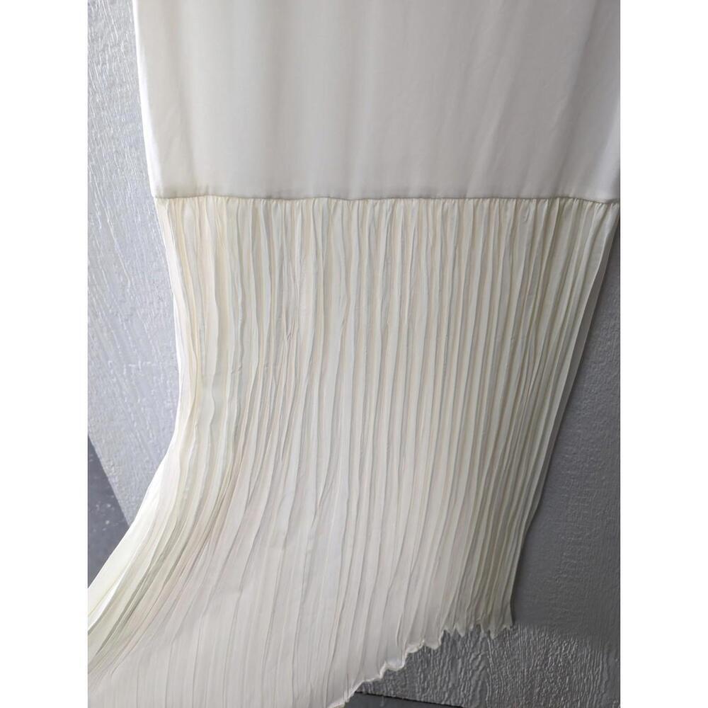 SOLD - Picture 4 of 7